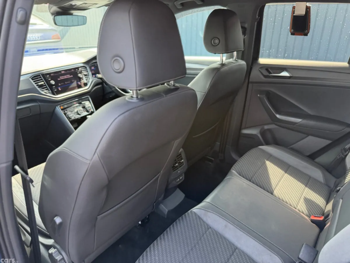 Volkswagen T-Roc SUV, Diesel, 2021, Black