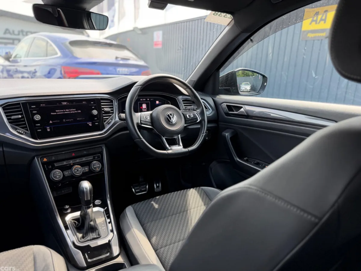 Volkswagen T-Roc SUV, Diesel, 2021, Black