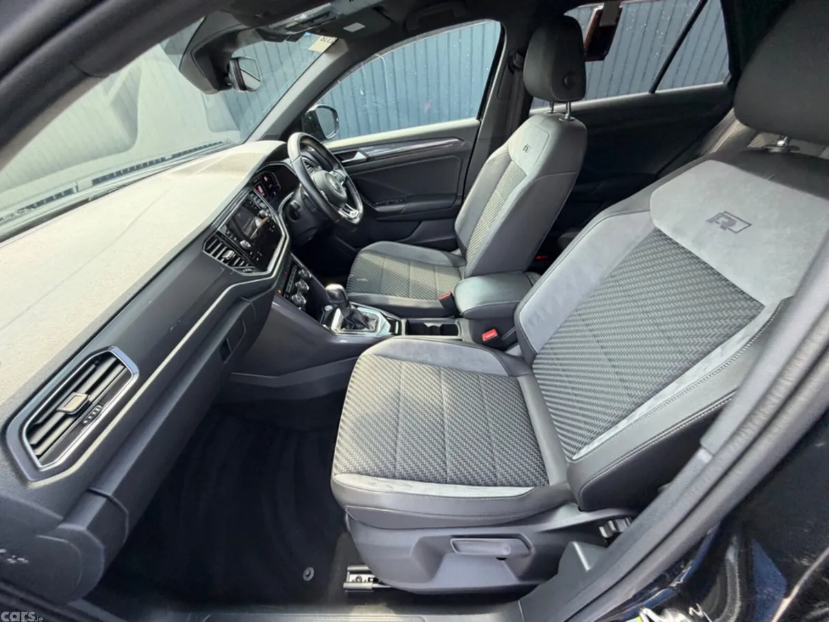 Volkswagen T-Roc SUV, Diesel, 2021, Black
