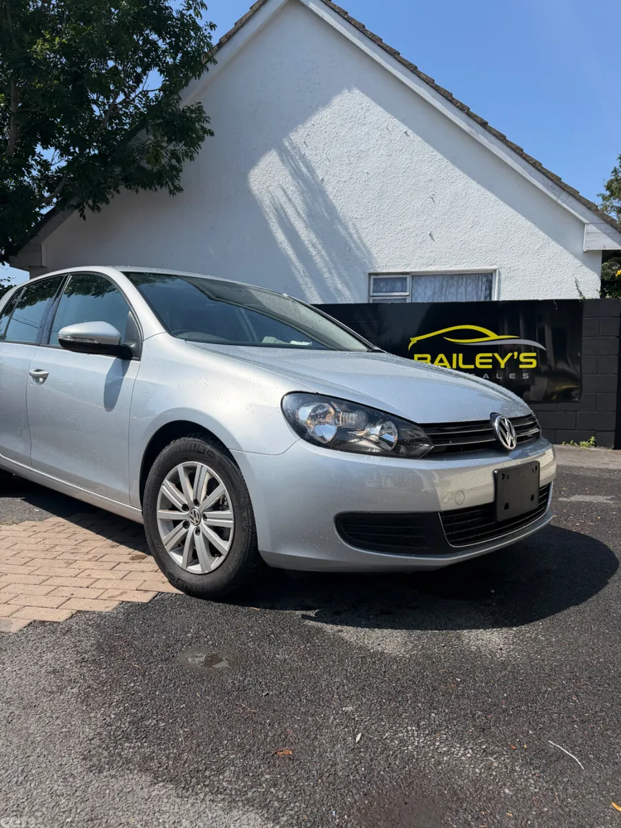 Volkswagen Golf Hatchback, Petrol, 2013, Silver