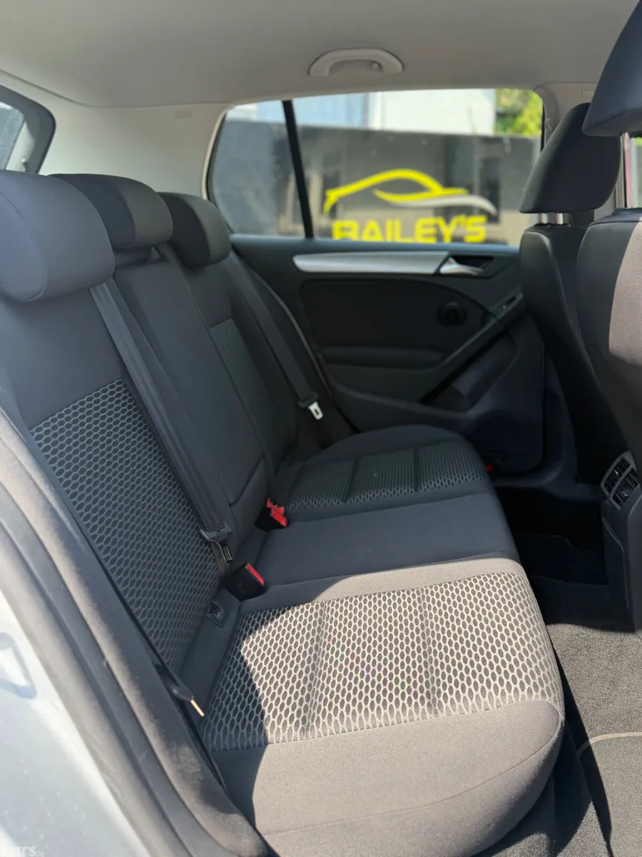 Volkswagen Golf Hatchback, Petrol, 2013, Silver