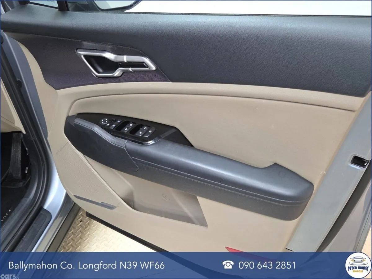 Kia Sportage SUV, Diesel Hybrid, 2023, Grey