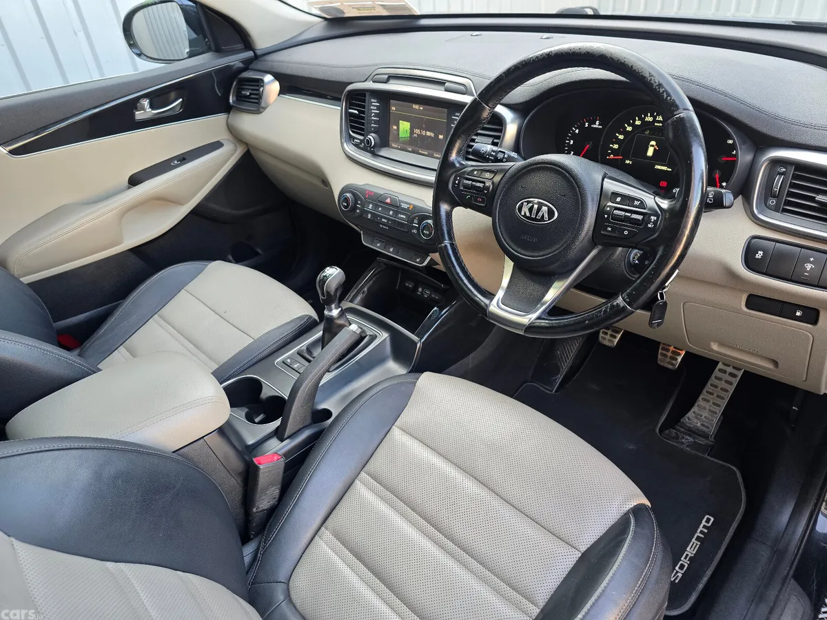 Kia Sorento SUV, Diesel, 2015, Black