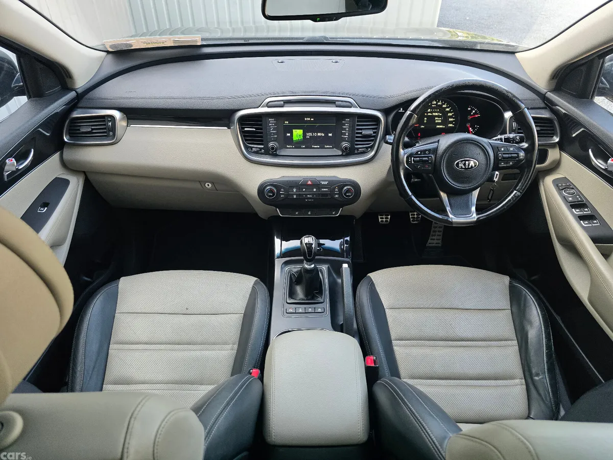 Kia Sorento SUV, Diesel, 2015, Black