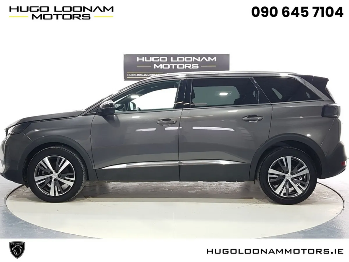 Peugeot 5008 MPV, Diesel, 2025, Grey