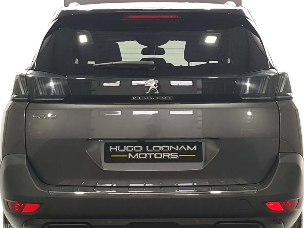 Peugeot 5008 MPV, Diesel, 2025, Grey