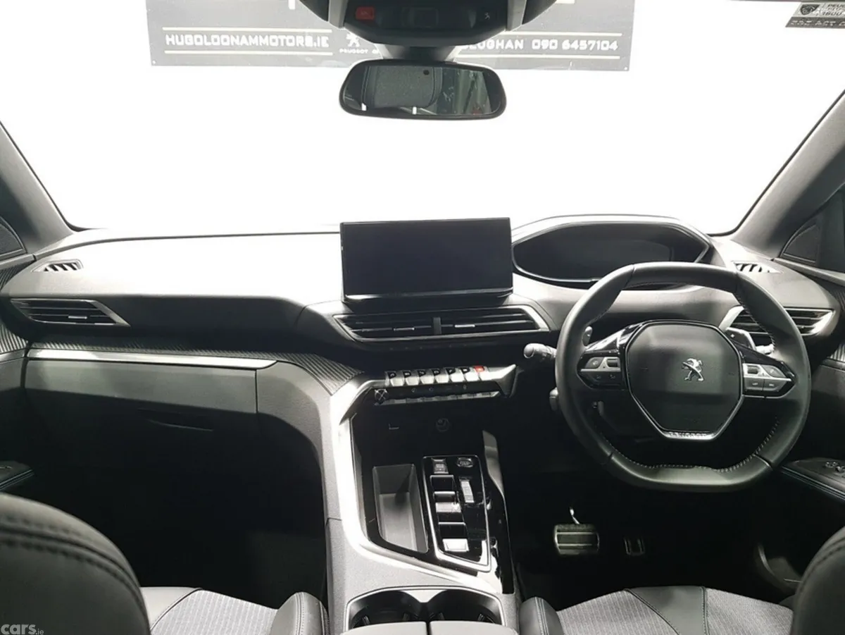Peugeot 5008 MPV, Diesel, 2025, Grey