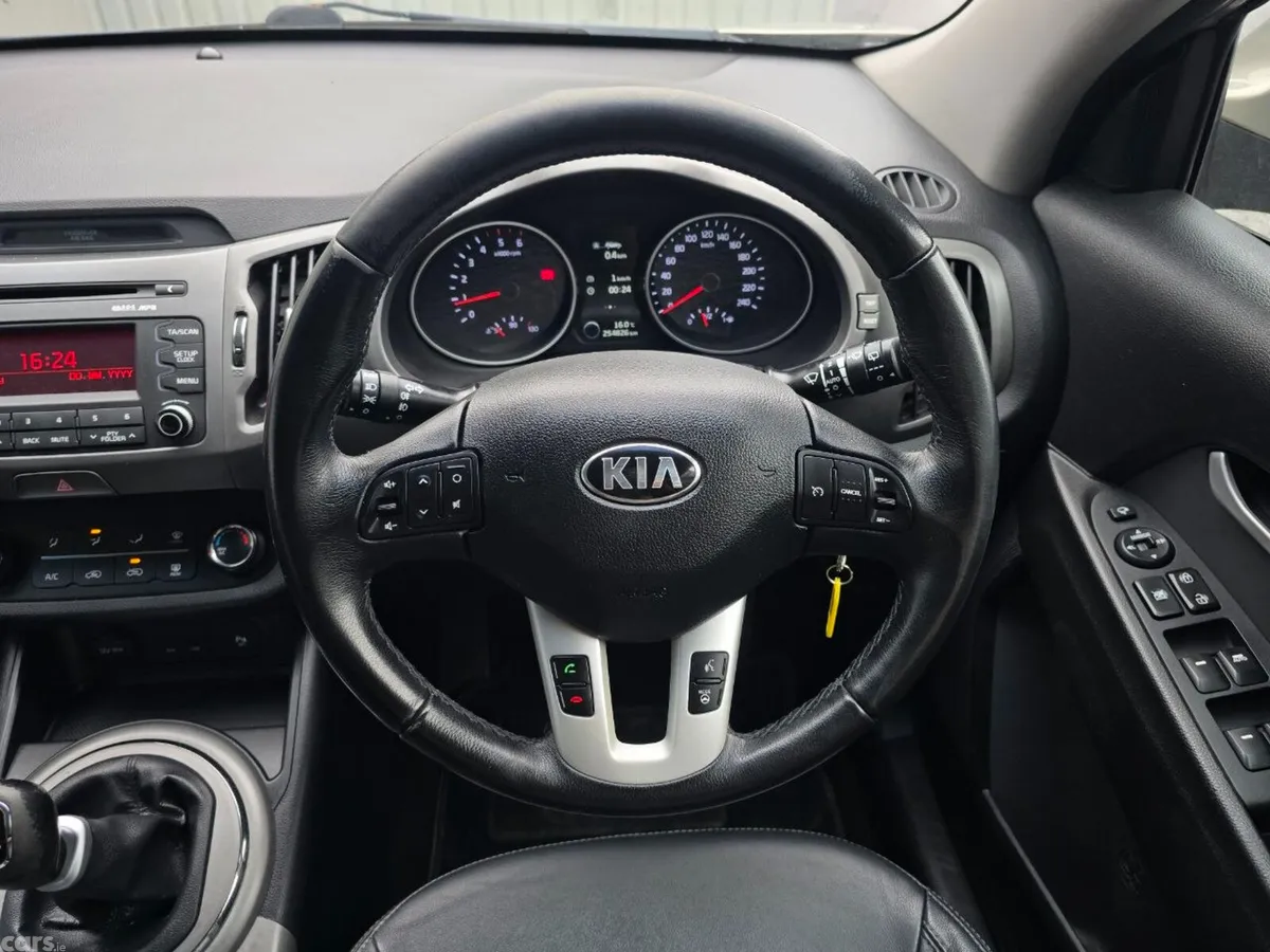 Kia Sportage SUV, Diesel, 2015, Silver