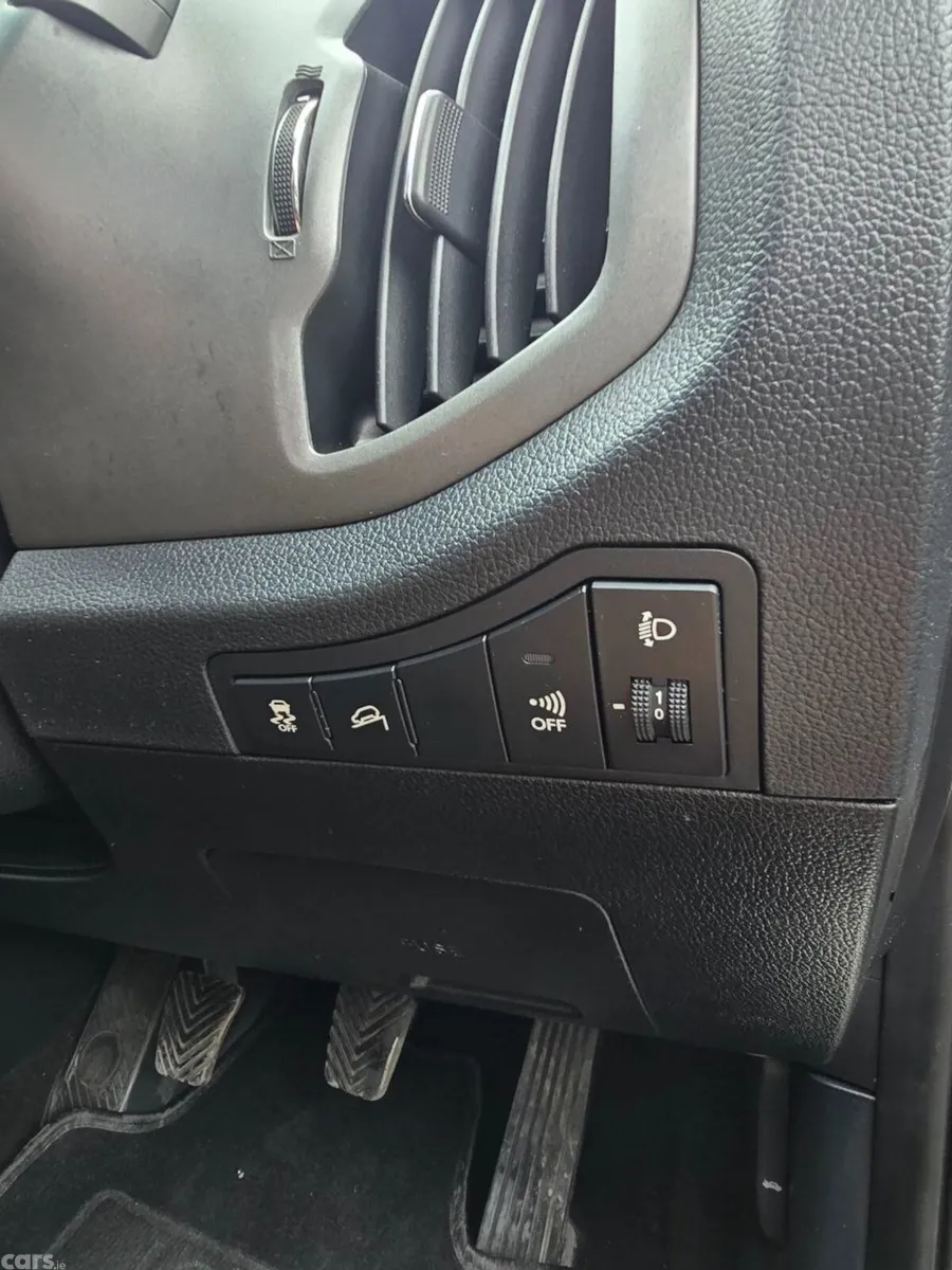 Kia Sportage SUV, Diesel, 2015, Silver