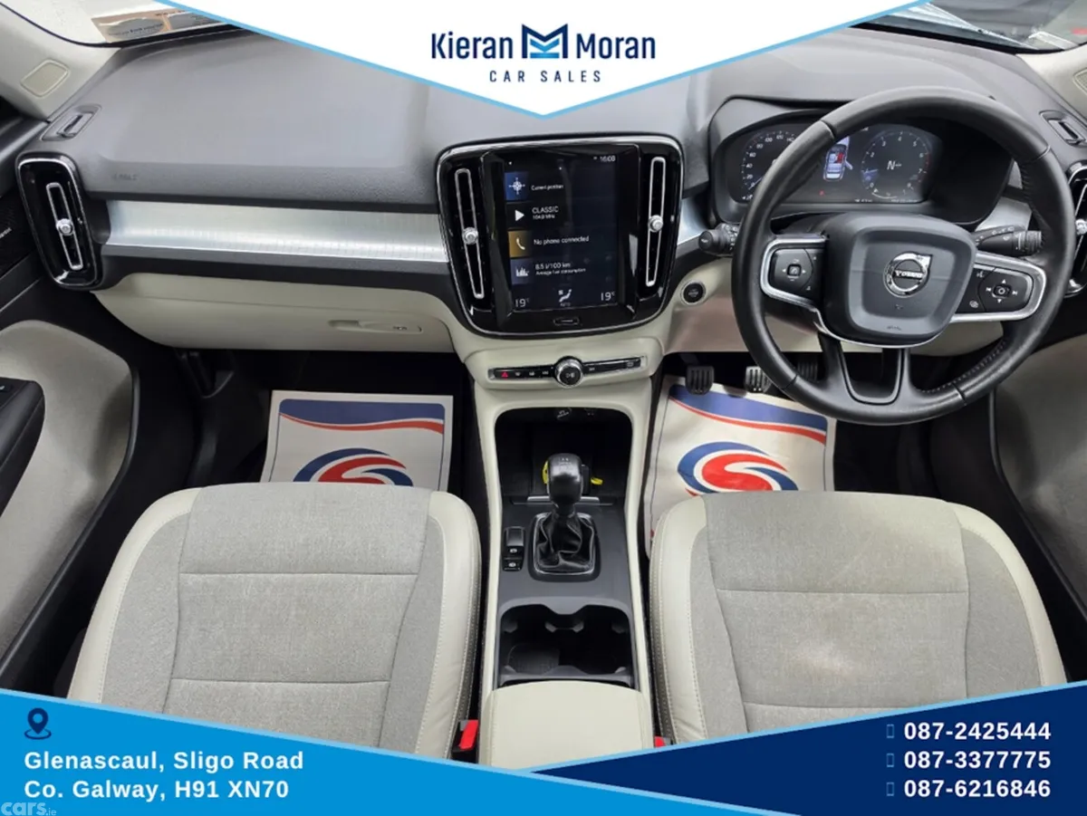 Volvo XC40 SUV, Petrol, 2021, Grey