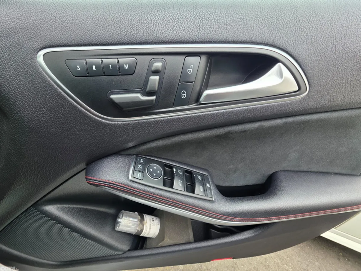 Mercedes-Benz A-Class Hatchback, Petrol, 2012, Silver