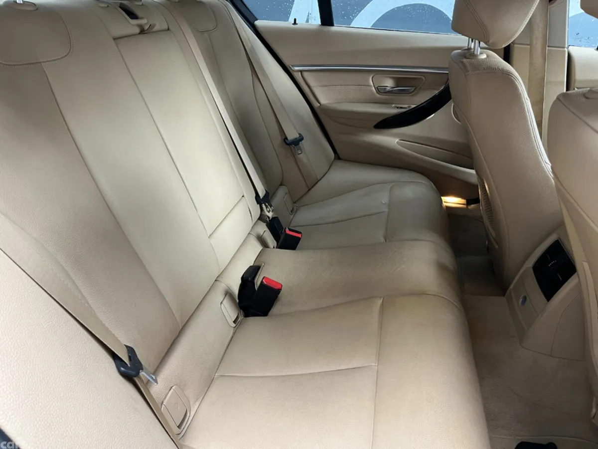 BMW 3-Series Saloon, Diesel, 2017, Blue