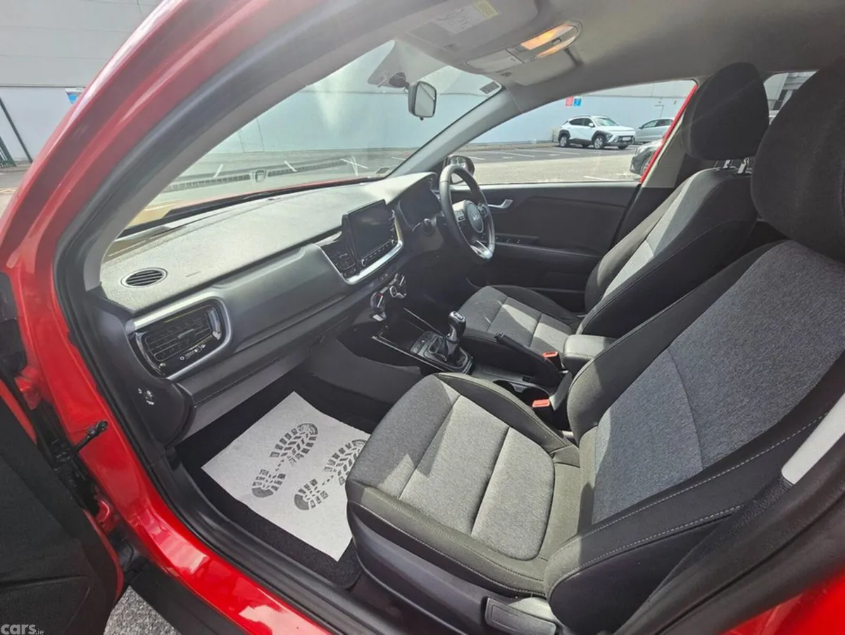 Kia Stonic Estate, Petrol, 2023, Red