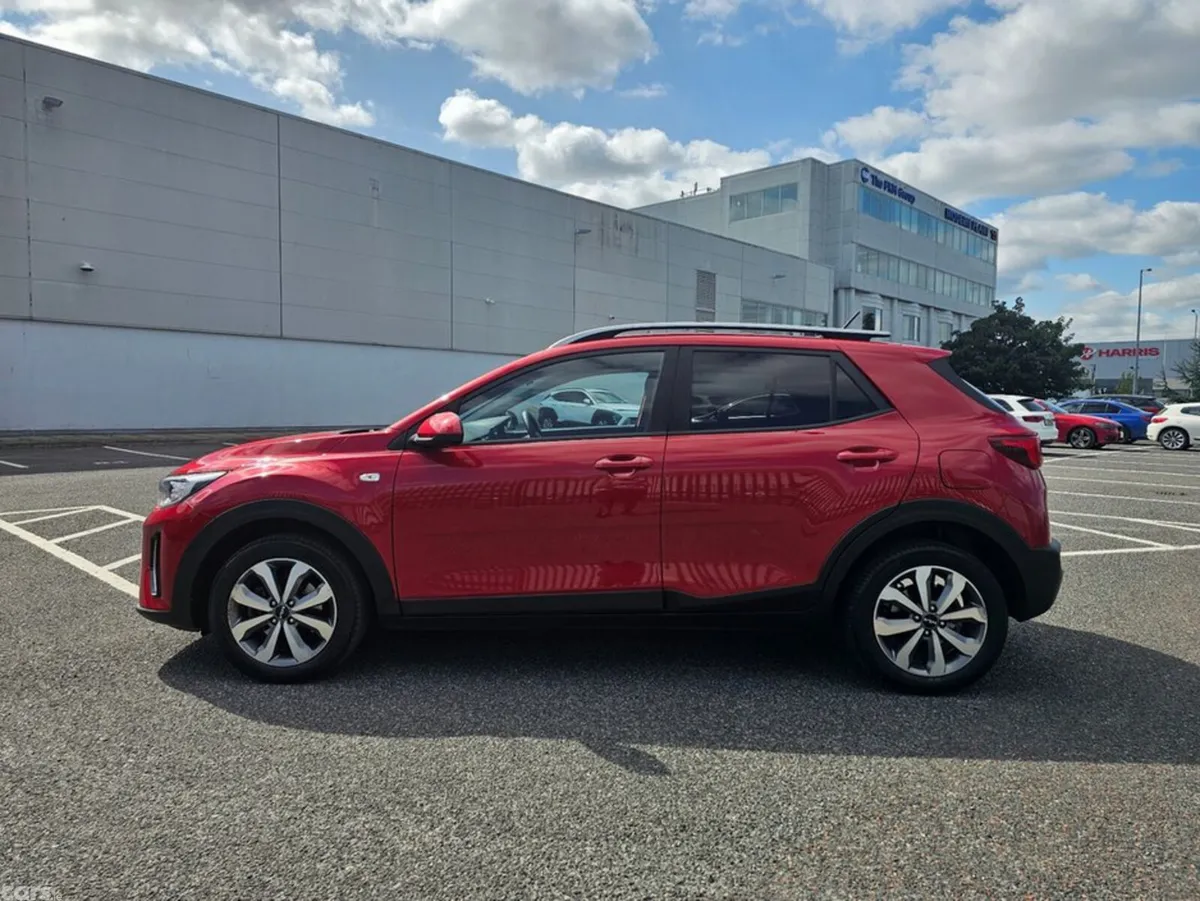 Kia Stonic Estate, Petrol, 2023, Red