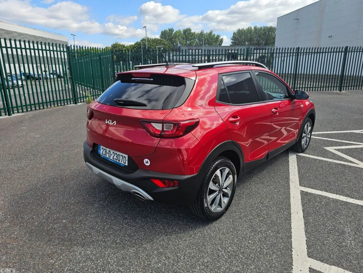 Kia Stonic Estate, Petrol, 2023, Red