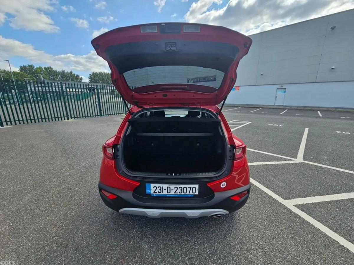 Kia Stonic Estate, Petrol, 2023, Red