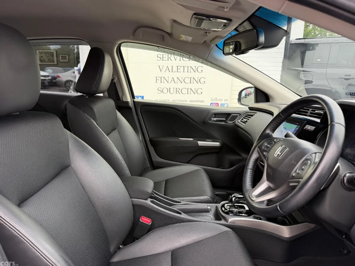 Honda Grace Saloon, Petrol Hybrid, 2018, Blue