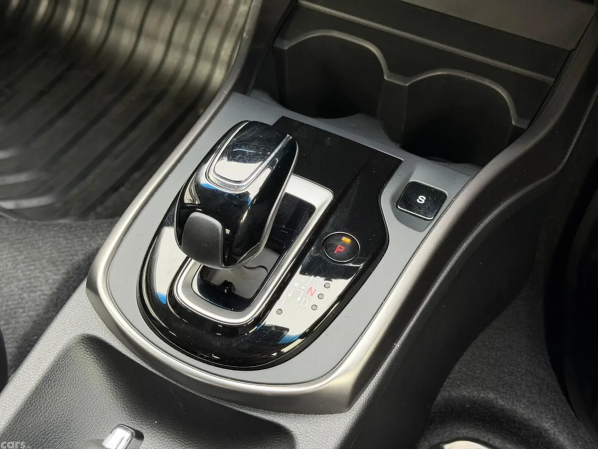 Honda Grace Saloon, Petrol Hybrid, 2018, Blue