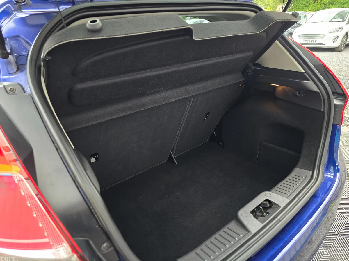Ford Fiesta Hatchback, Petrol, 2015, Blue