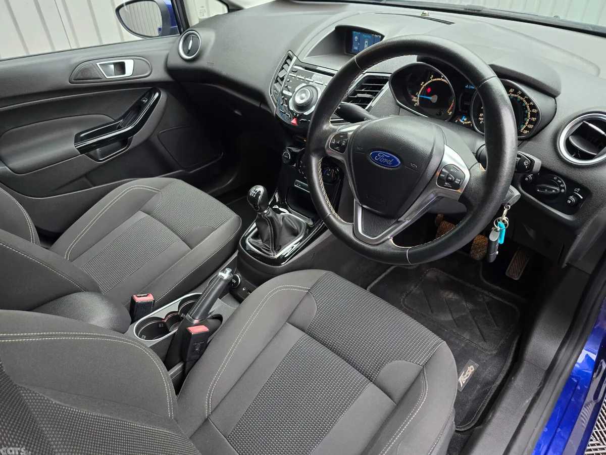 Ford Fiesta Hatchback, Petrol, 2015, Blue
