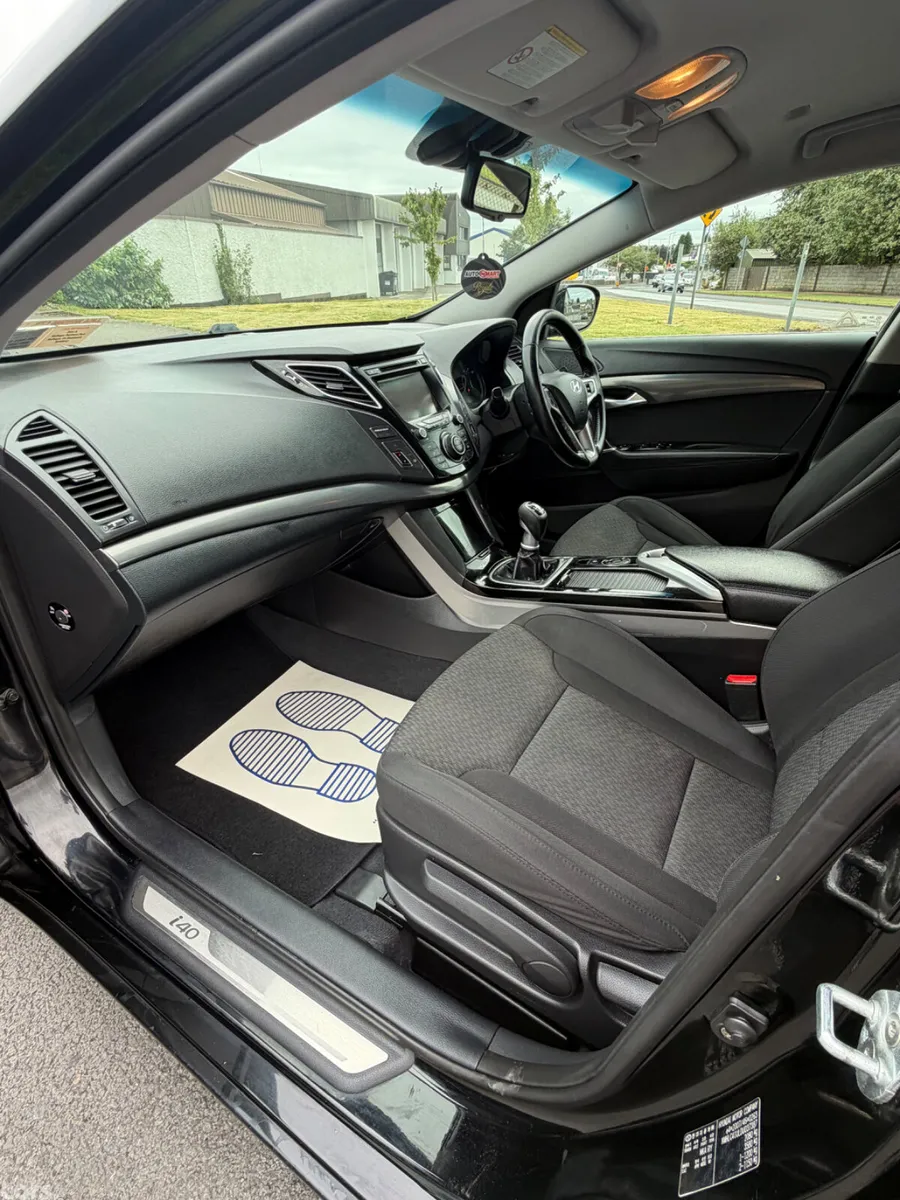 Hyundai i40 Saloon, Diesel, 2013, Black