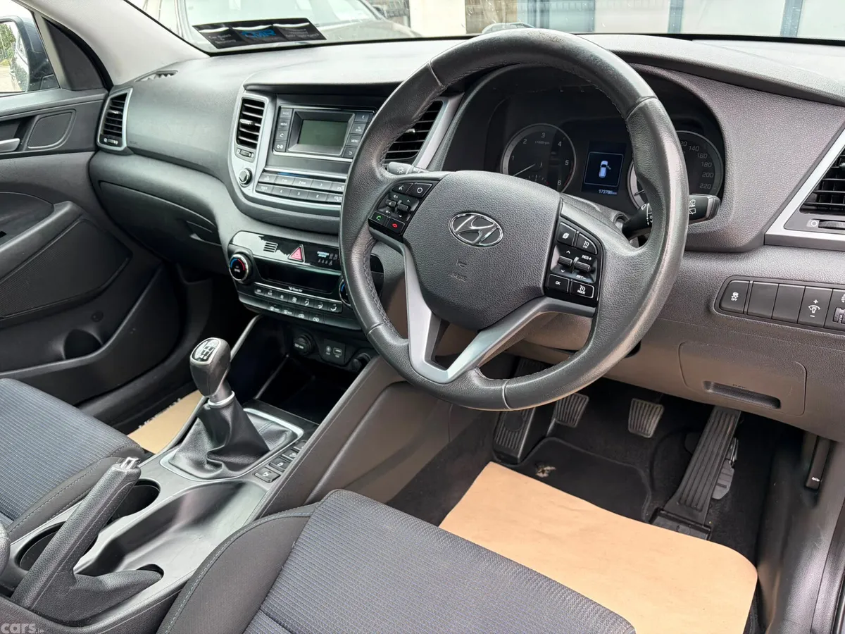 Hyundai Tucson SUV, Diesel, 2016, Grey