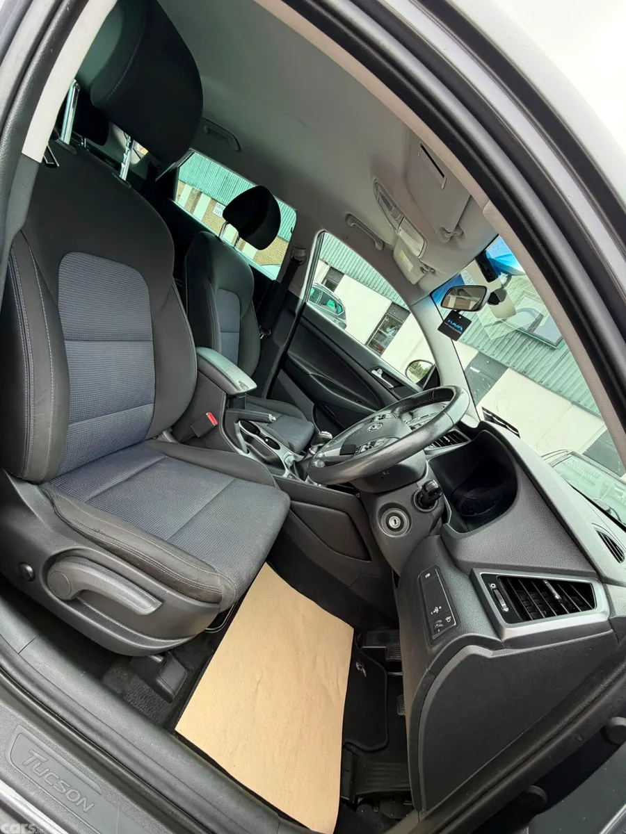 Hyundai Tucson SUV, Diesel, 2016, Grey