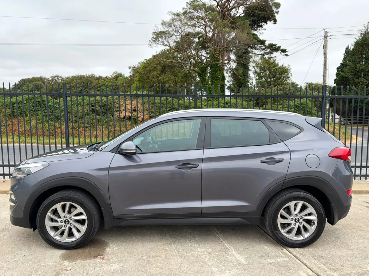Hyundai Tucson SUV, Diesel, 2016, Grey