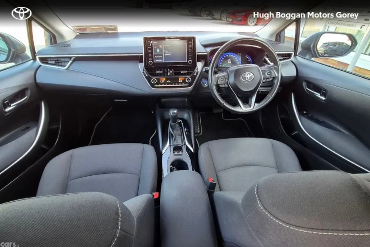 Toyota Corolla Saloon, Petrol Hybrid, 2022, Grey