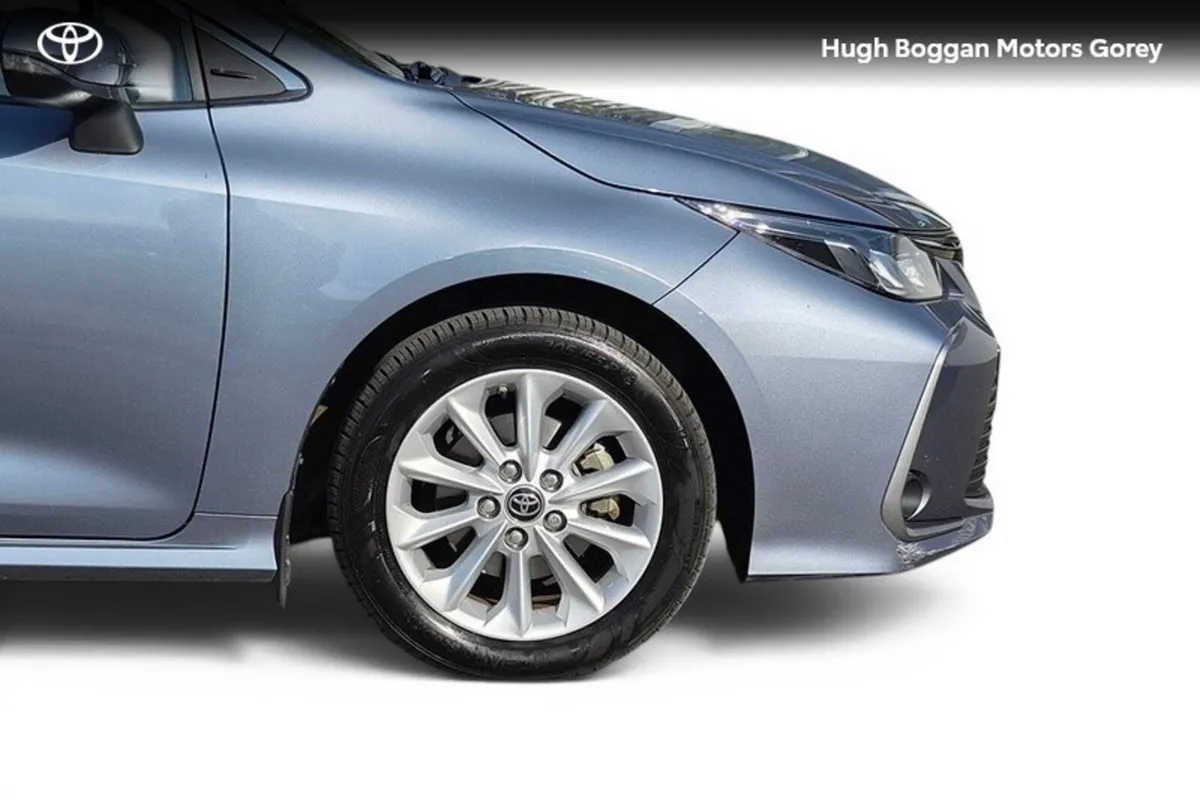 Toyota Corolla Saloon, Petrol Hybrid, 2022, Grey