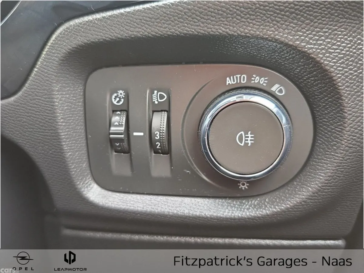 Opel Corsa Hatchback, Petrol, 2022, Red