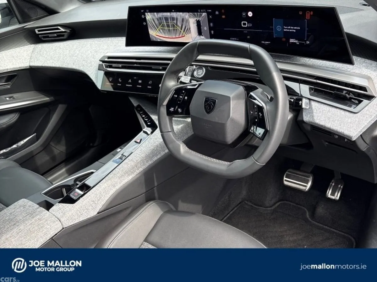 Peugeot 3008 MPV, Petrol, 2025, White