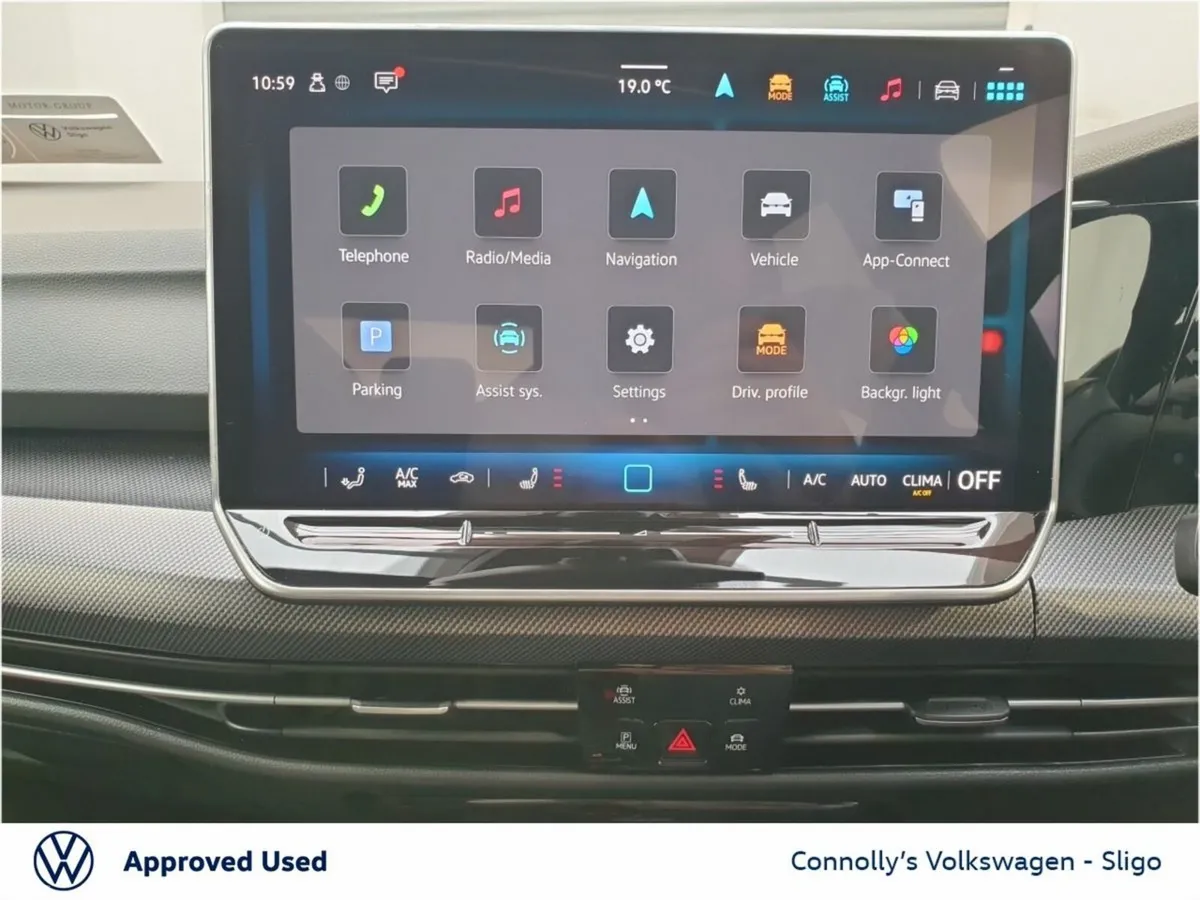 Volkswagen Golf Hatchback, Diesel, 2025, Blue