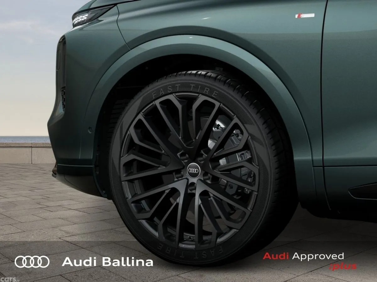 Audi Q7 SUV, Diesel, 2027, Green