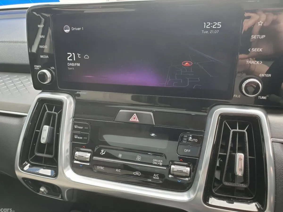 Kia Sorento SUV, Petrol Plug-in Hybrid, 2022, White