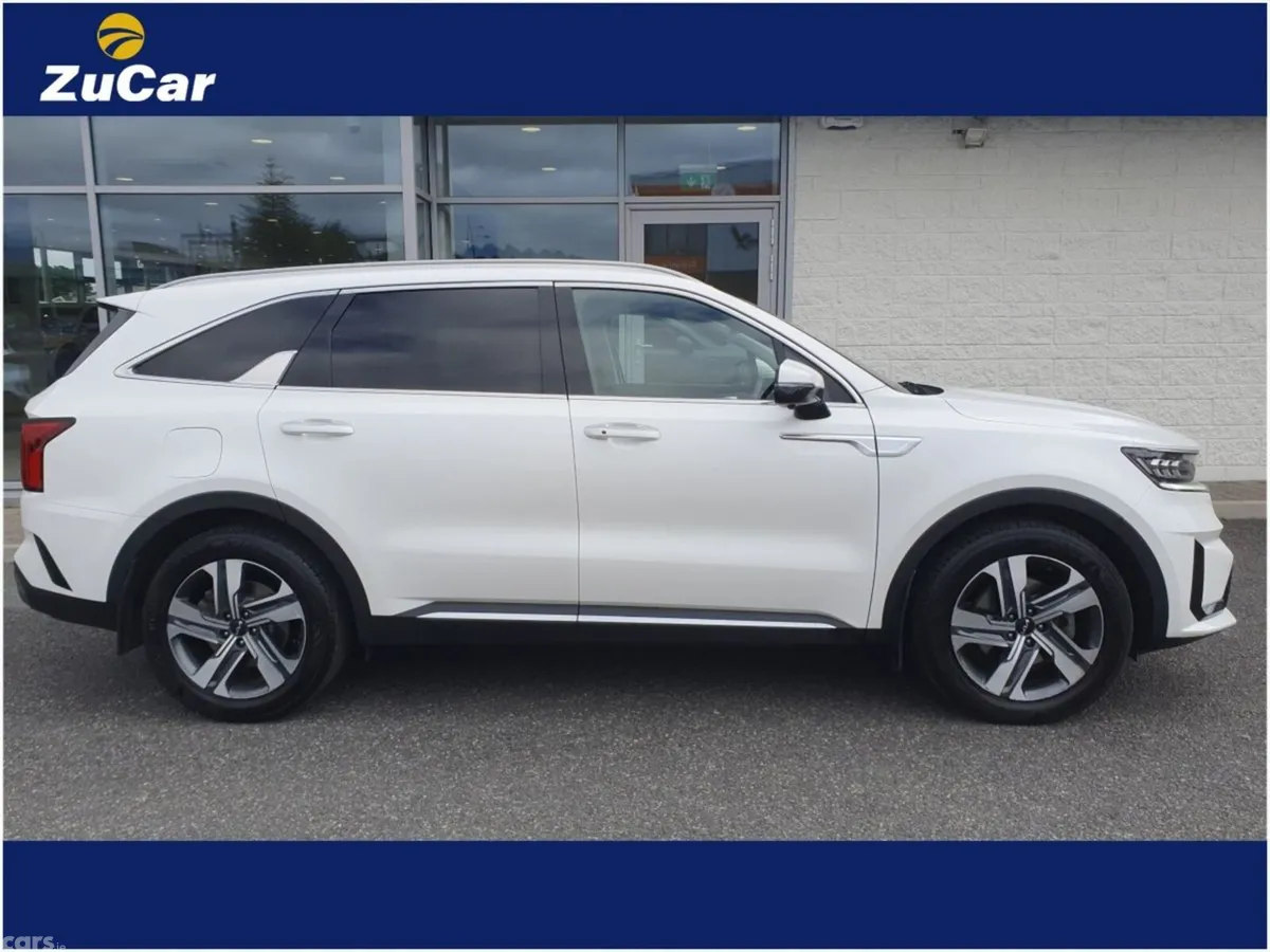 Kia Sorento SUV, Petrol Plug-in Hybrid, 2022, White
