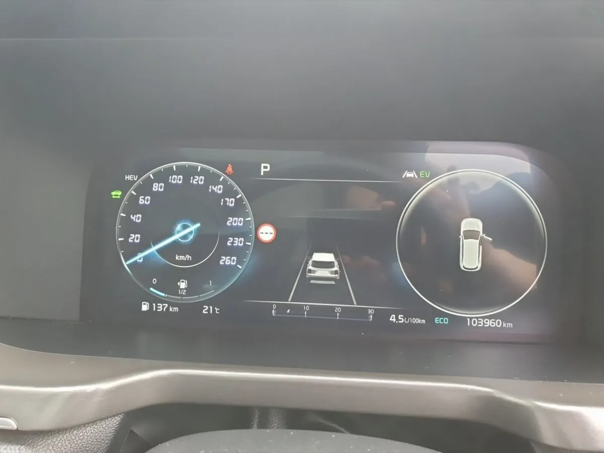 Kia Sorento SUV, Petrol Plug-in Hybrid, 2022, White
