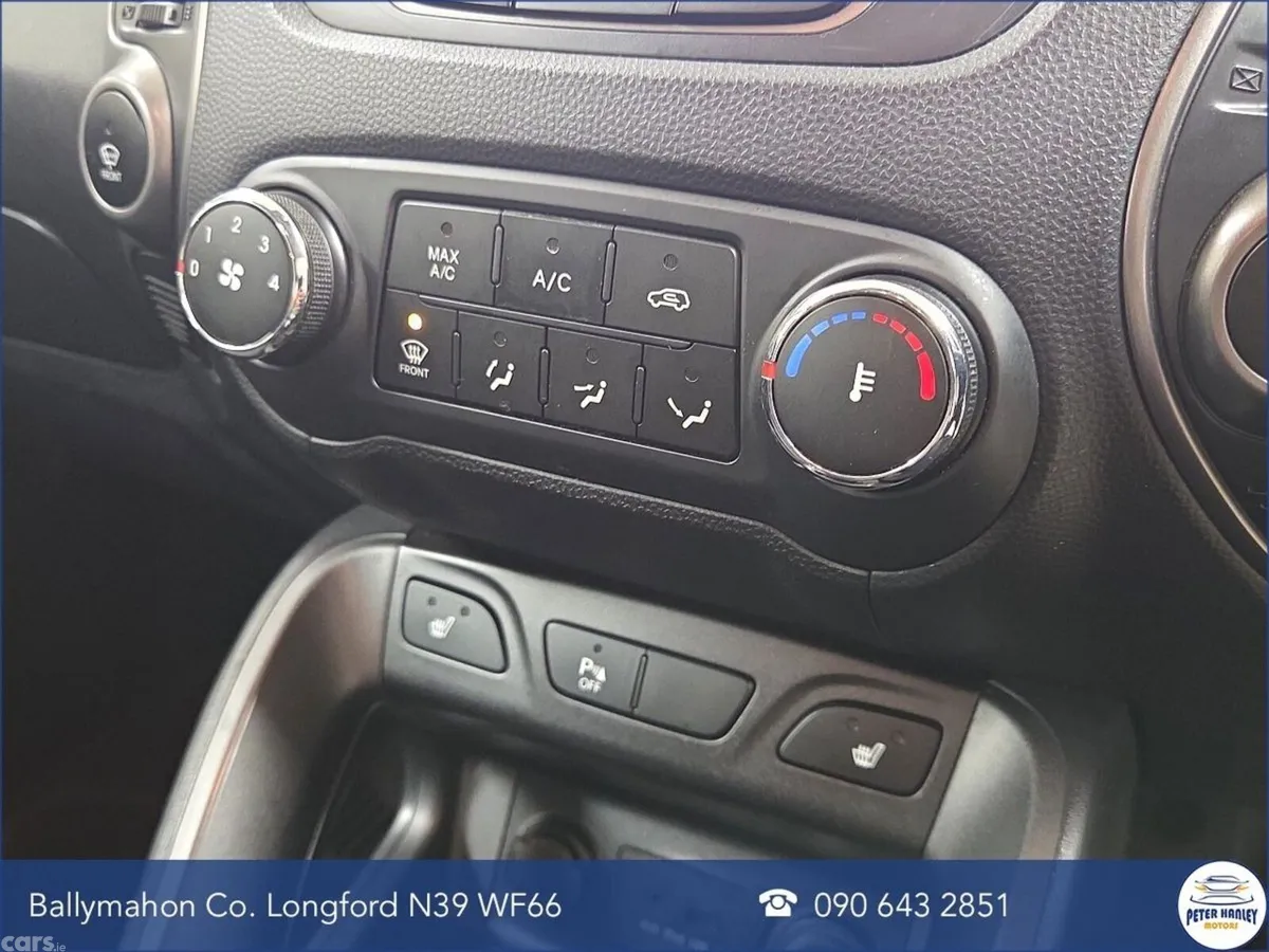 Hyundai ix35 SUV, Diesel, 2015, Gold