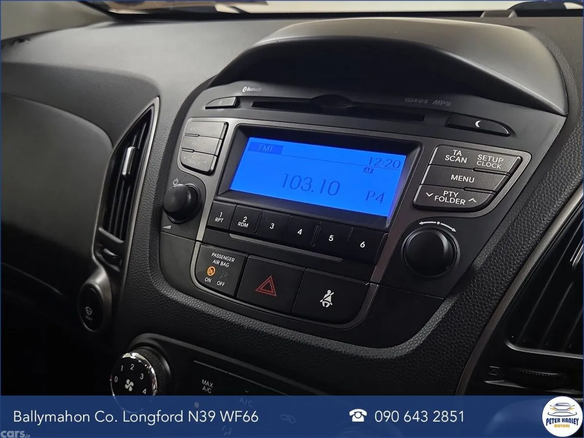 Hyundai ix35 SUV, Diesel, 2015, Gold