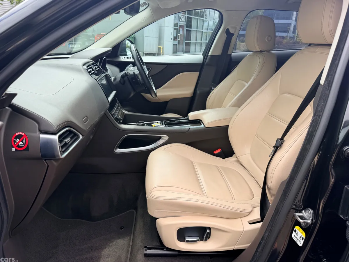 Jaguar F-Pace SUV, Diesel, 2019, Black