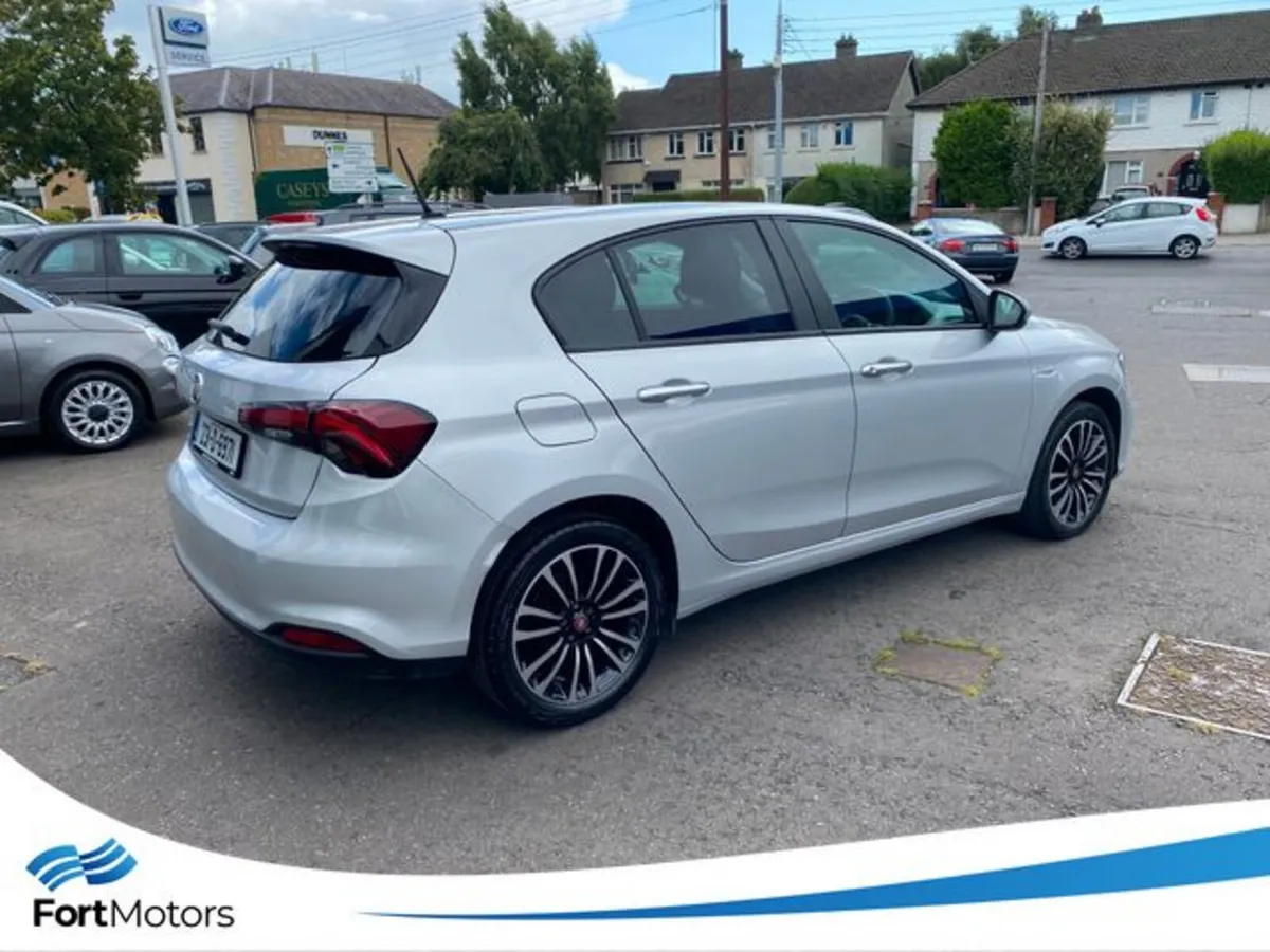 Fiat Tipo Hatchback, Petrol, 2023, Silver