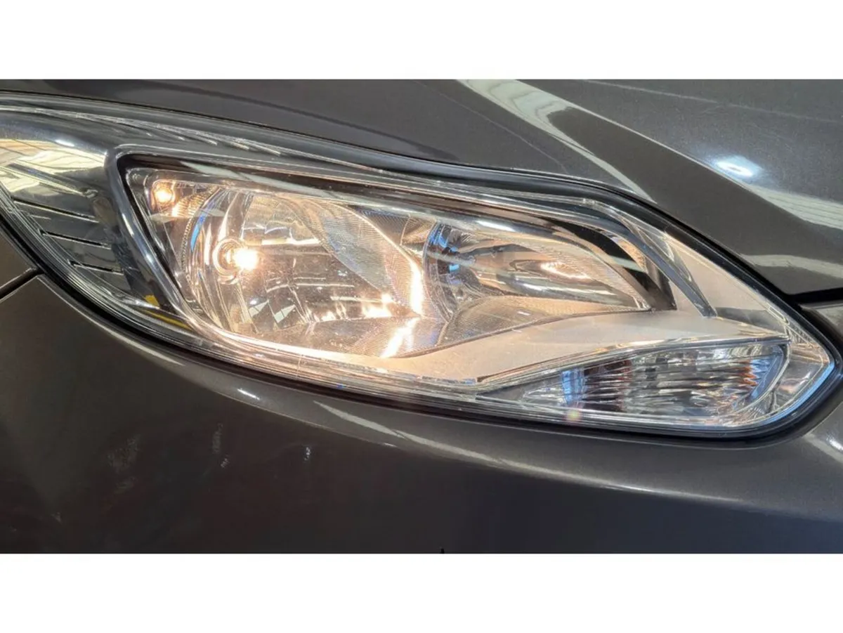 Ford Focus Hatchback, Diesel, 2014, Brown