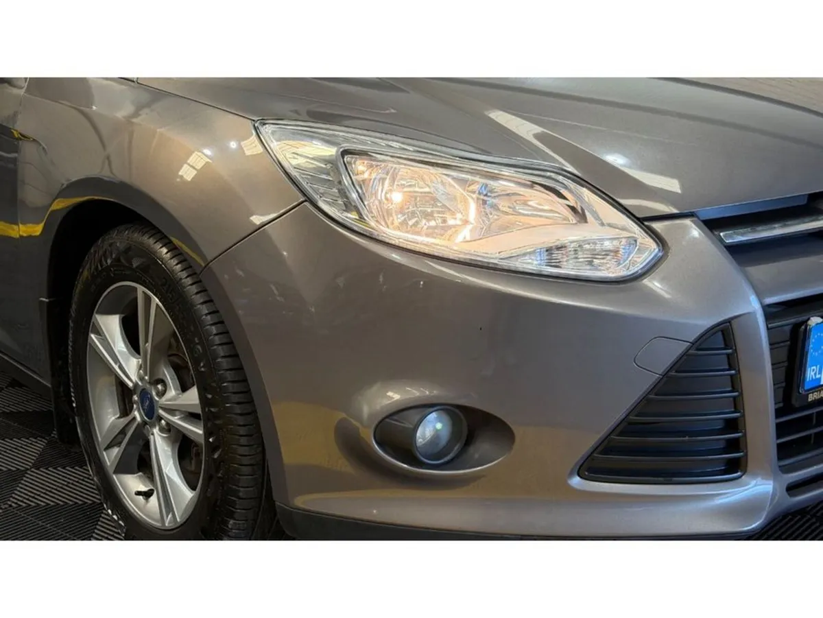 Ford Focus Hatchback, Diesel, 2014, Brown