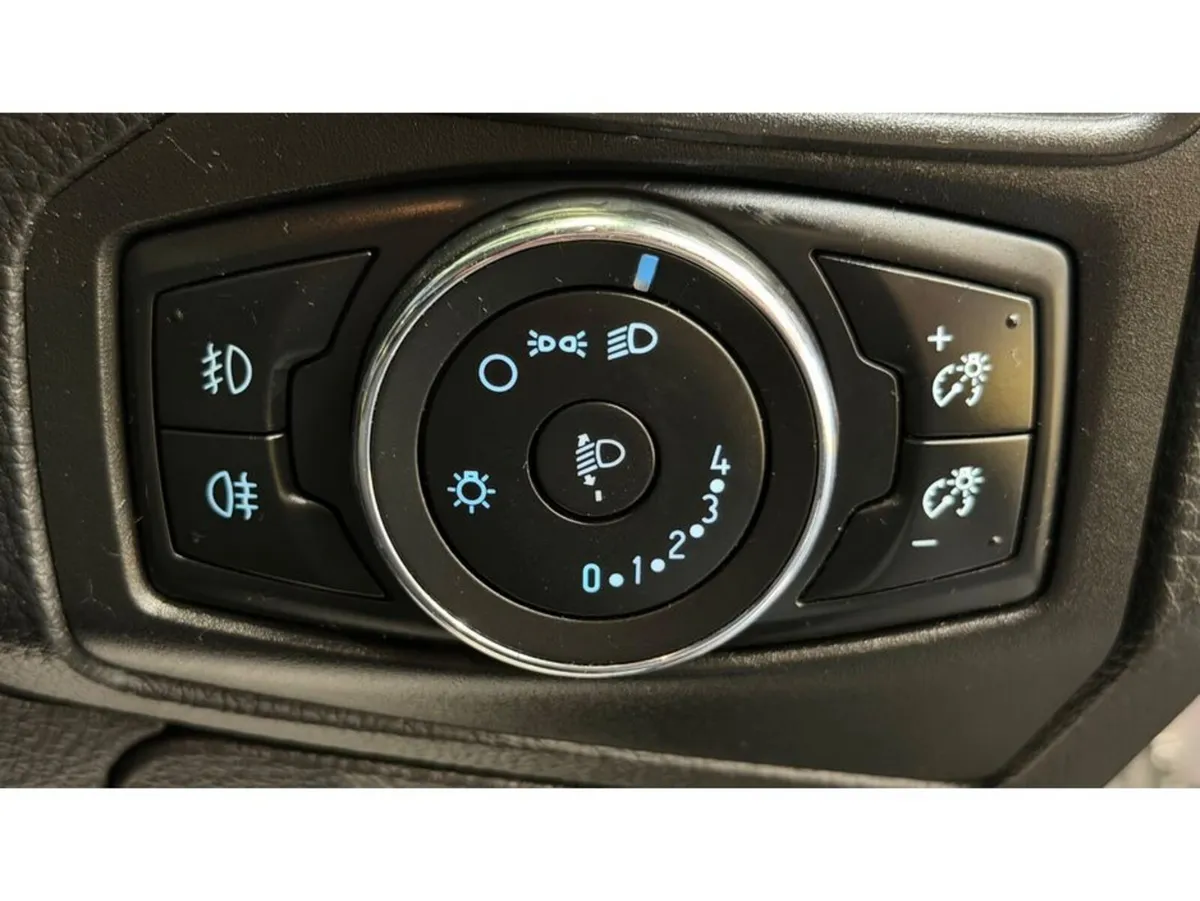 Ford Focus Hatchback, Diesel, 2014, Brown
