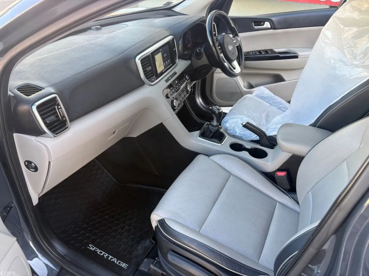 Kia Sportage SUV, Diesel, 2020, Grey