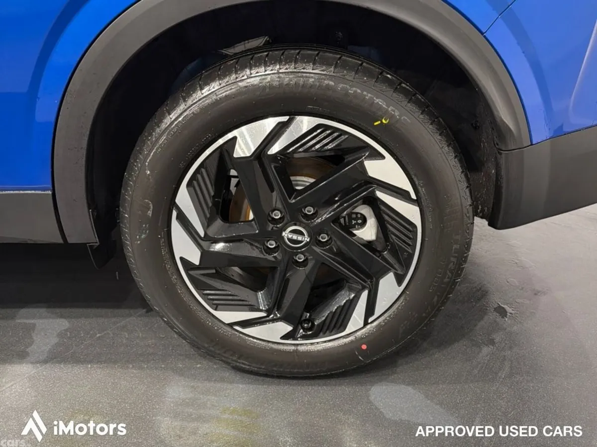 Nissan Qashqai SUV, Petrol Hybrid, 2026, Blue