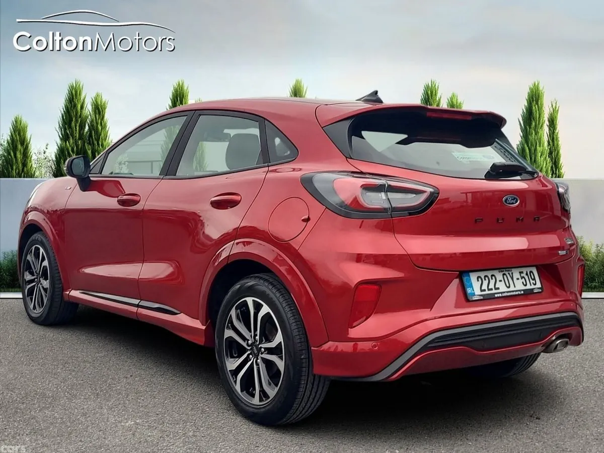 Ford Puma MPV, Petrol Hybrid, 2022, Red