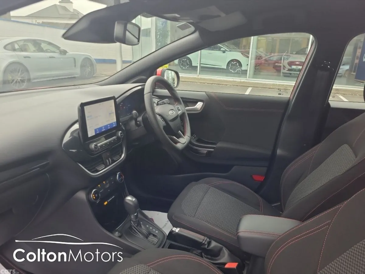 Ford Puma MPV, Petrol Hybrid, 2022, Red