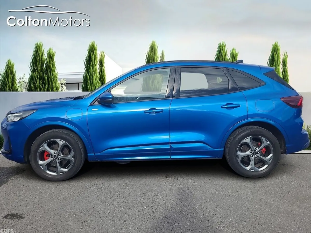 Ford Kuga SUV, Petrol Plug-in Hybrid, 2025, Blue