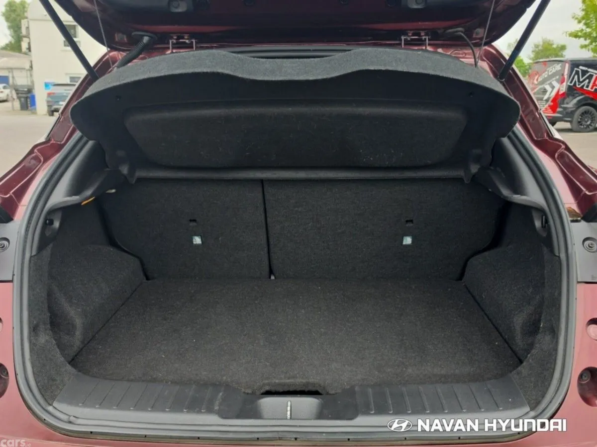 Nissan Juke SUV, Petrol, 2023, Red